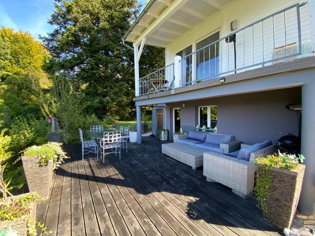 Petite Maison A L'Oree Des Bois Vue Magnifique Sur Le Lac Zenitude Et Plenitude Villa Belmont-sur-Lausanne Exterior photo